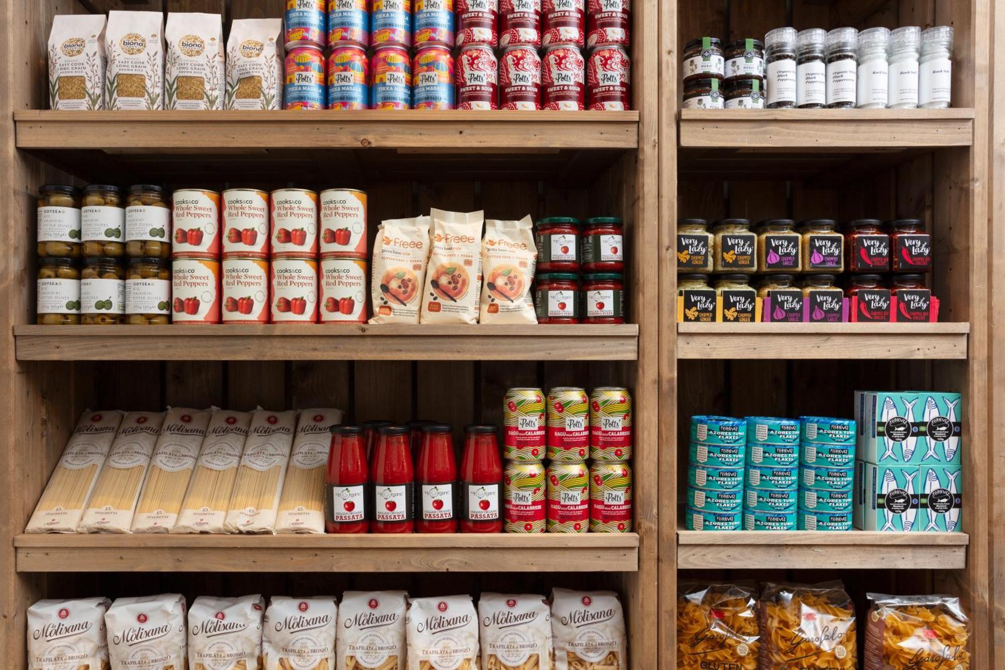 Schloss Roxburghe, Part Of Destination By Hyatt Bagian luar foto A typical grocery store display