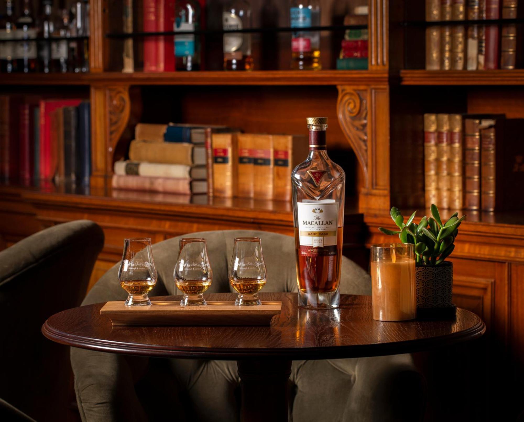 Schloss Roxburghe, Part Of Destination By Hyatt Bagian luar foto A bottle of Macallan 40 Year Old