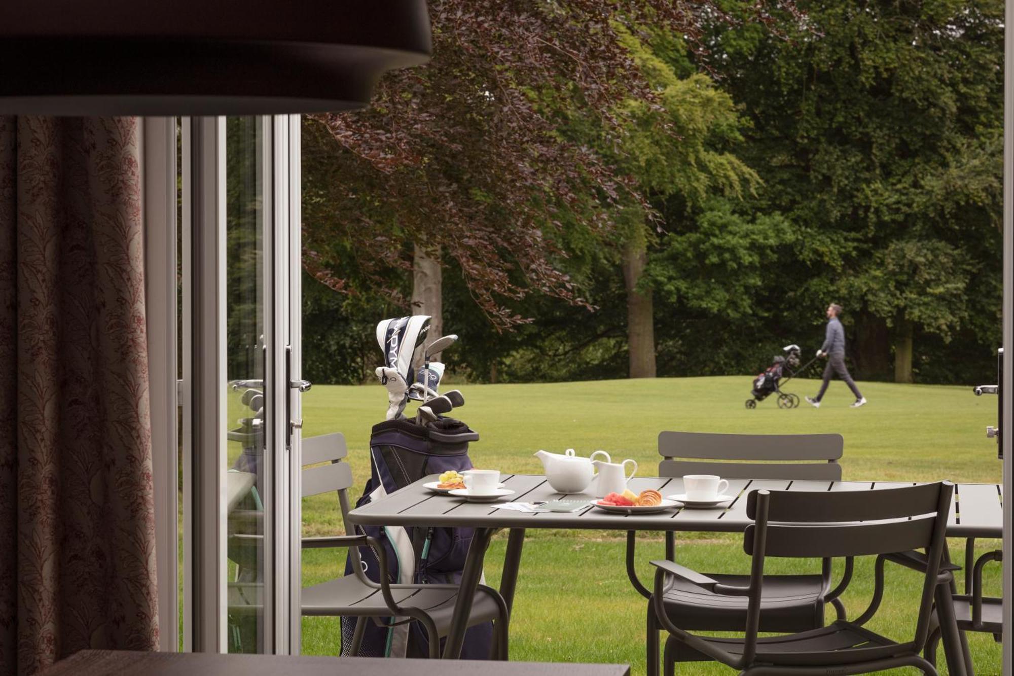 Schloss Roxburghe, Part Of Destination By Hyatt Bagian luar foto Golf course at the hotel