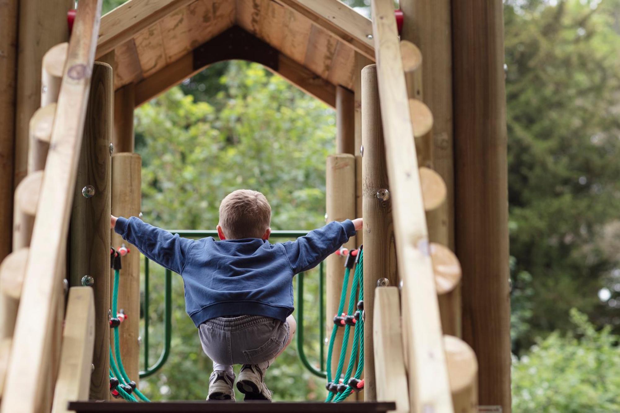 Schloss Roxburghe, Part Of Destination By Hyatt Bagian luar foto Child playing on a climbing frame
